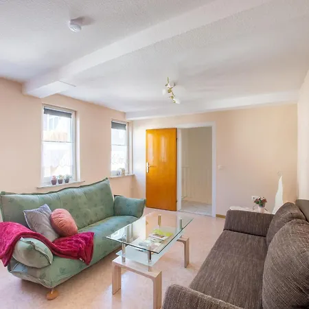 Flat In Near The شقة